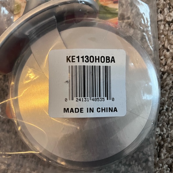 New KitchenAid Pizza Wheel - Picture 5 of 5